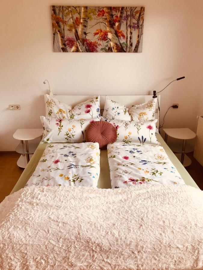 Ferienwohnung Resi Mit Traumhaftem Seepanorama Steindorf am Ossiacher See Exterior photo