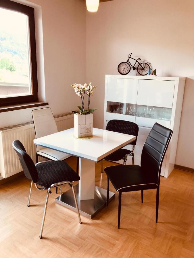 Ferienwohnung Resi Mit Traumhaftem Seepanorama Steindorf am Ossiacher See Exterior photo